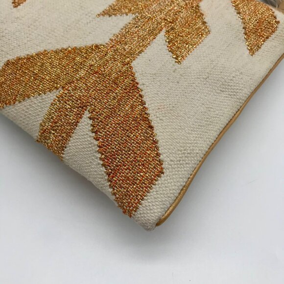 WKND WYFR Multi-Color Birds Of A Feather Clutch - Picture 8 of 10